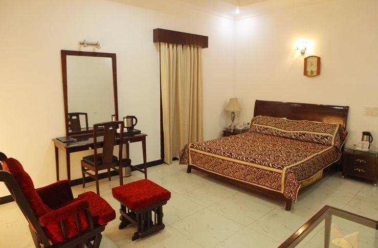 Gajraula Haveli Resort Екстер'єр фото